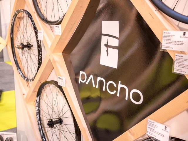 Pancho Wheels a Cosmobike