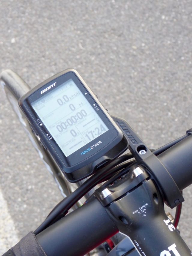Giant Neos Track, ciclocomputer GPS