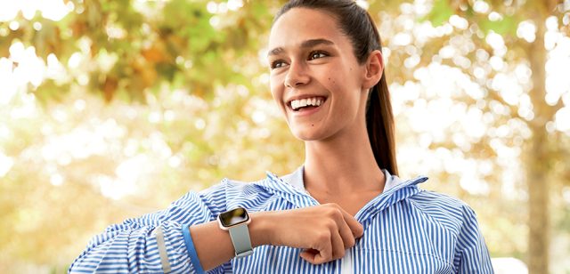 Il nuovo Fitbit VERSA, disponibile nei migliori store o on line a 199,00€