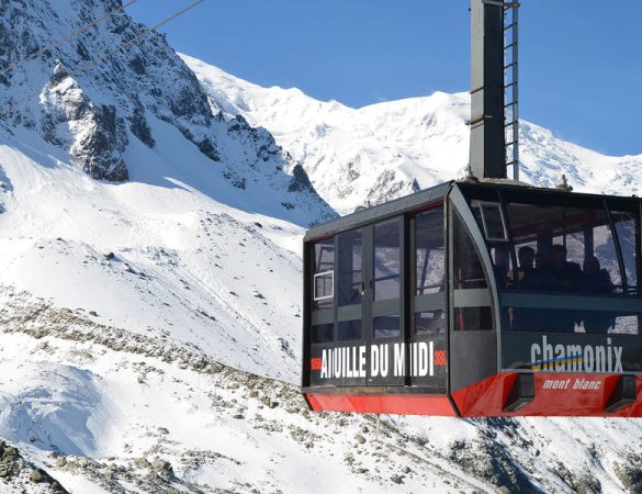 Funivia dell'Aiguille du Midi riapre dopo manutenzione straordinaria monte bianco