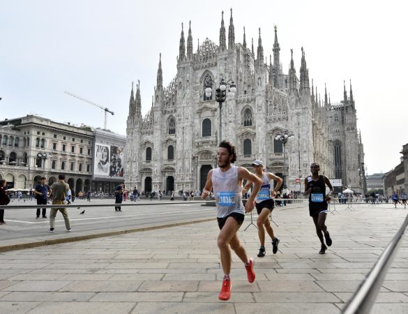 SALOMON RUNNING MILANO del 2019 con lo sfondo più bello di Milano, il Duomo!
