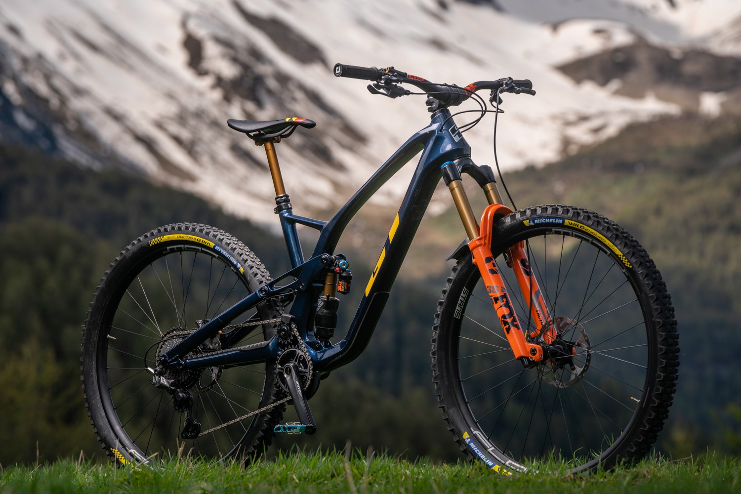 GT Force Carbon 2022 perno alto e tanto altro - 4ActionSport