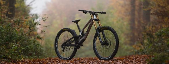 Canyon Sender CFR MY22 - lifestyle