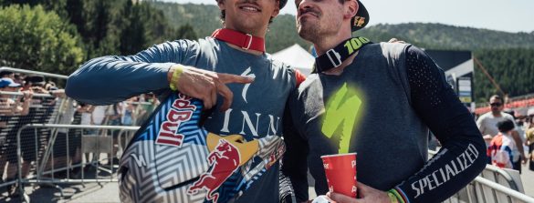 Coppa del Mondo DH Vallnord 2022 - Loic Bruni e Finn Iles