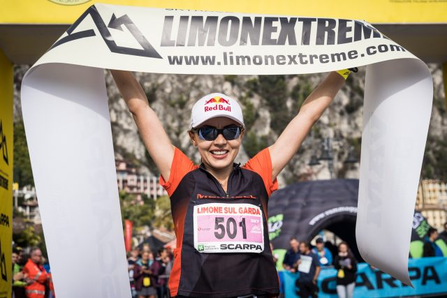 Denisa Dragomir vittoriosa alla LIMONE SKYRUNNING EXTREME
