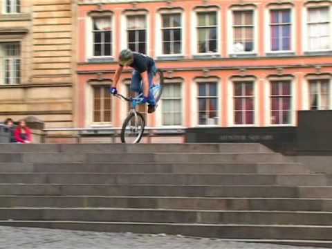 Danny MacAskill compie 37 anni - Inspired Bicycles video 2009 - cover