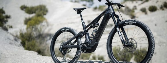 Canyon Spectral:ON con Shimano EP801 - cover