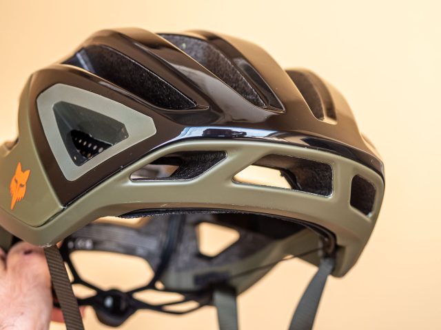Fox Crossframe Pro casco XC e Gravel preview - 01