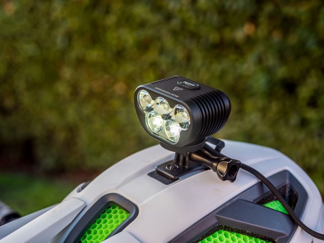 Magicshine Monteer 3500S luci MTB - test - 2 LED Spot