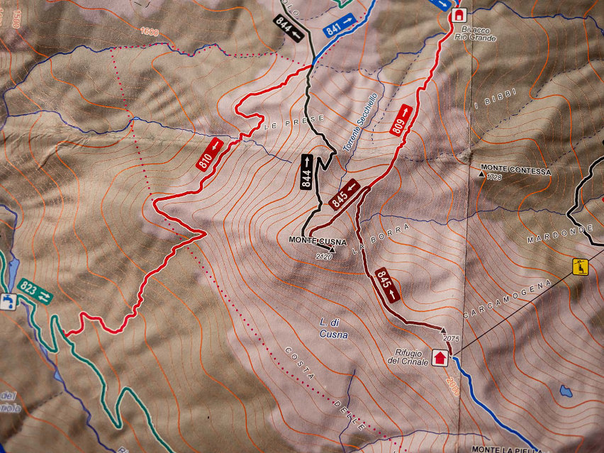 Come leggere una mappa e seguire un percorso MTB - guida pratica - curve di livello