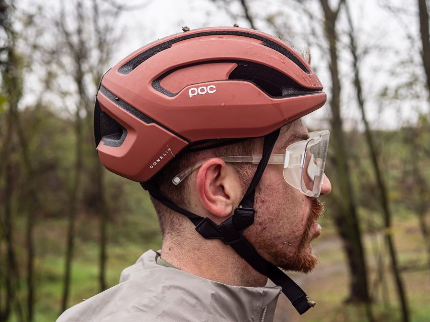 Poc Omne Air MIPS casco ciclismo road off-road in test - cover