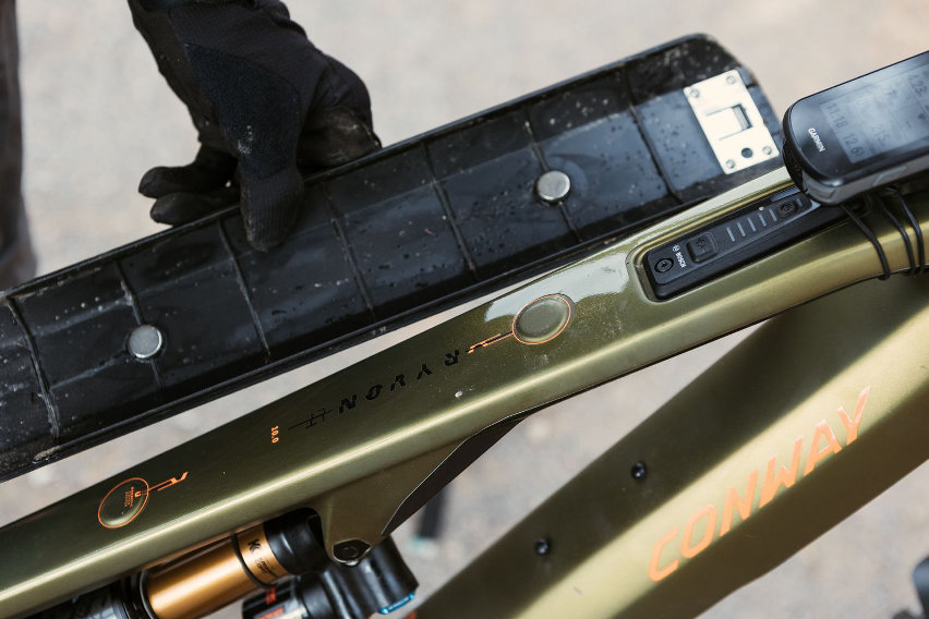 conway ryvon lt 10.0 - emtb light preview - batteria 03