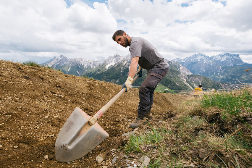 bike park plan de corones - trail building itw - cover