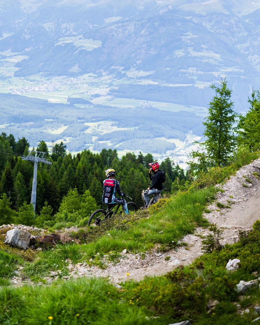 bike park plan de corones - trail building itw - riding 01