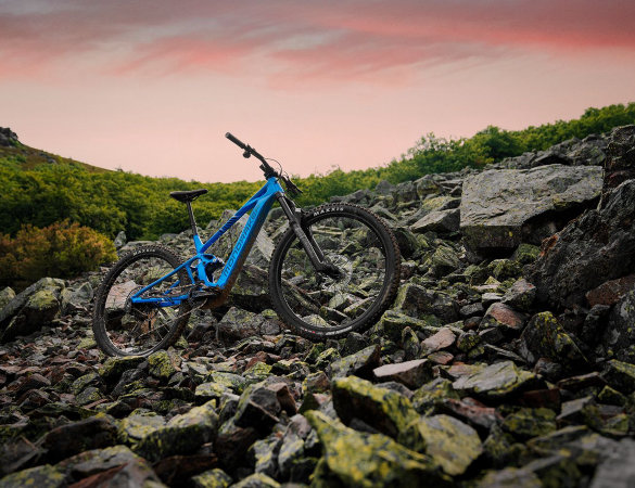 mondraker sly - emtb light con bosch sx - cover