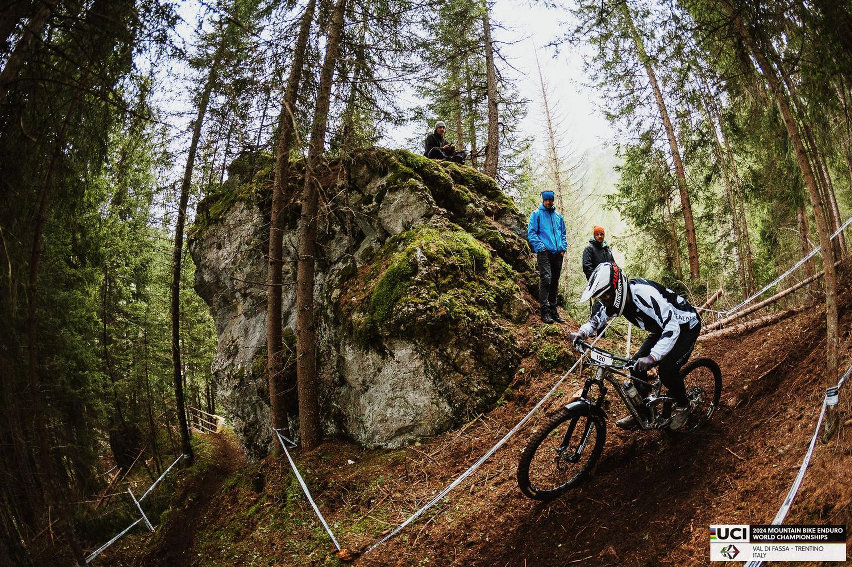 enduro mtb o emtb light - action Val di Fassa