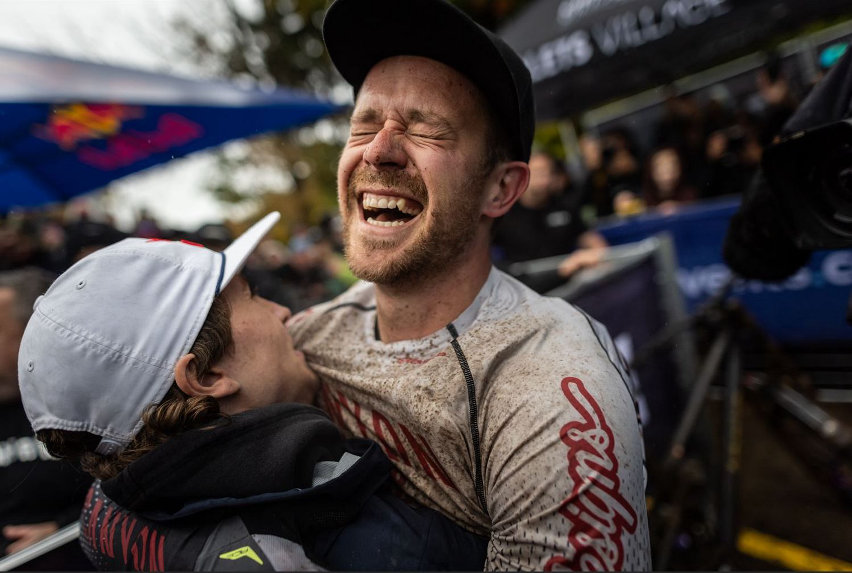 dh world cup mont-sainte anne 2024 - brosnan vittoria