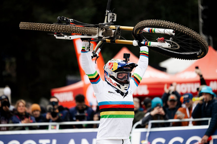 coppa del mondo dh 2024 - report - vali holl