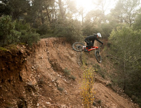 Alexandre Fayolle: Reigniting a Passion for Riding - video - cover