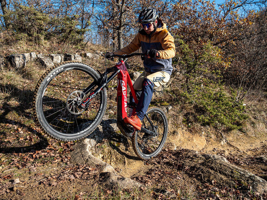 gasgas ecc 6 - emtb enduro in test - action 01