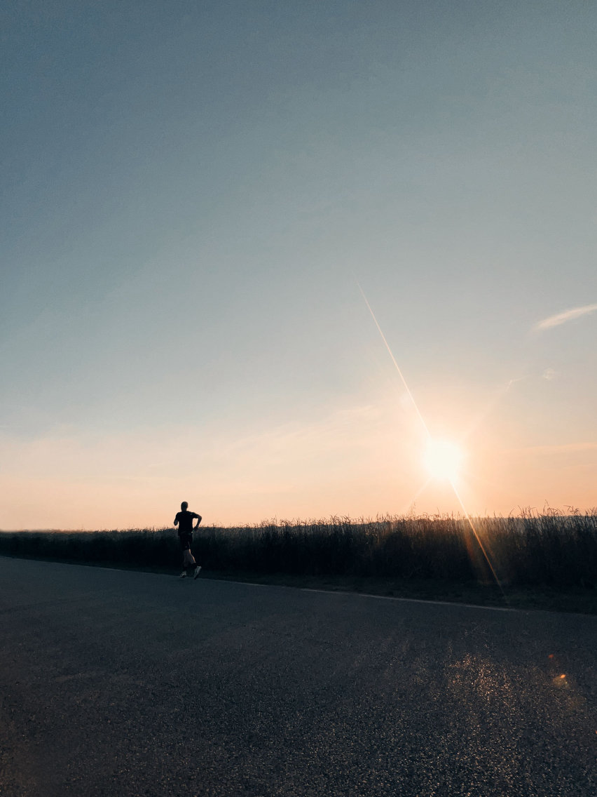 Corsa e meditazione: tecniche di consapevolezza per correre