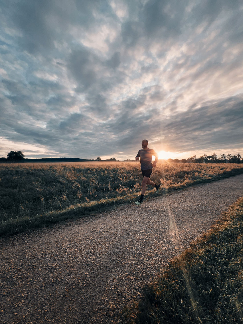 Corsa e meditazione: tecniche di consapevolezza per correre