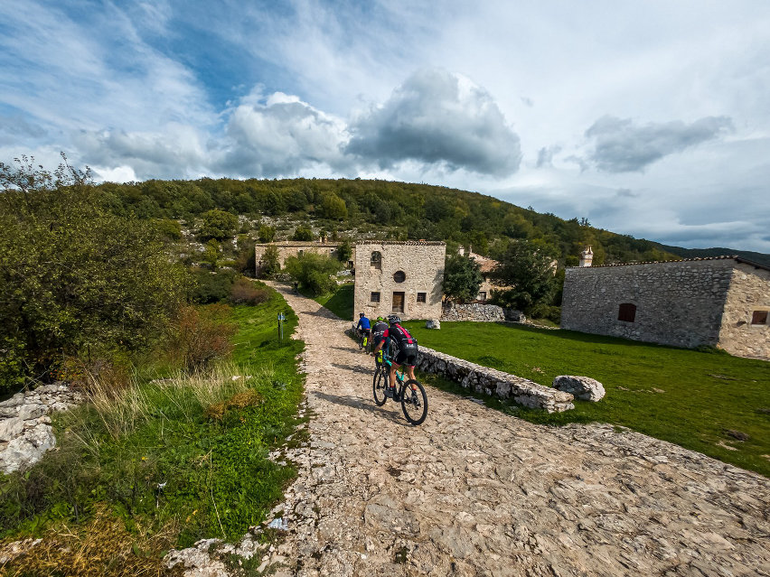 Isytravel Abruzzo - Pagliare di Tione