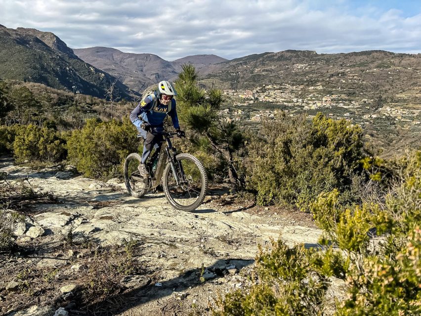 merida eone-sixty lite 875 emtb test - climb 02