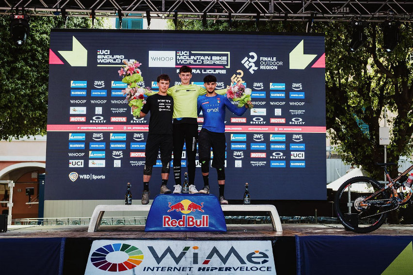 enduro world cup 2025 pietra ligure - podio junior men