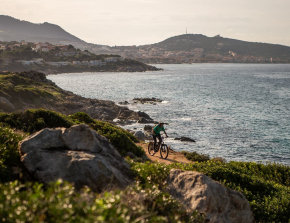 Corsica - sentieri selvaggi - Ile Rousse Balagne MTB - cover