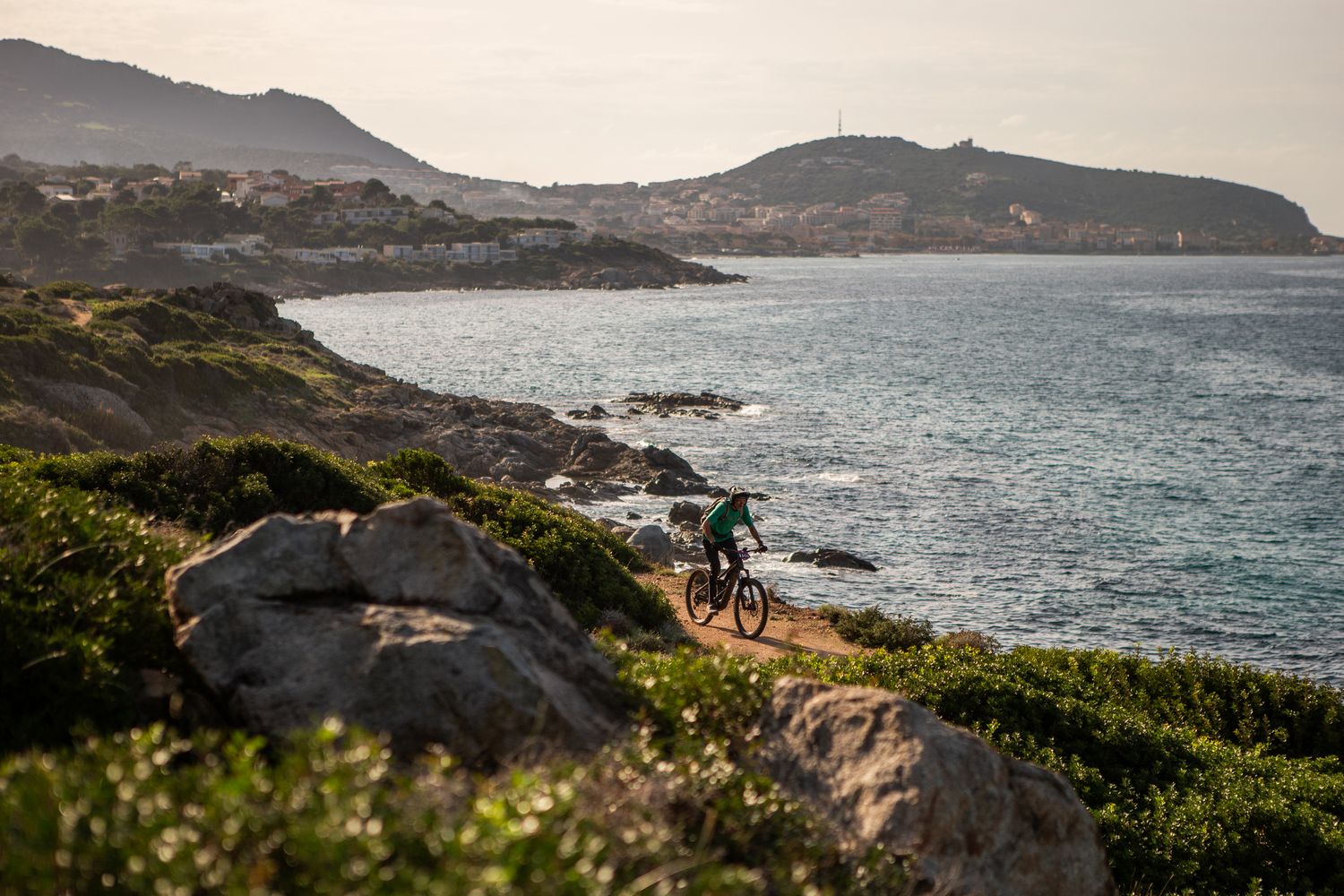 Corsica - sentieri selvaggi - Ile Rousse Balagne MTB - cover
