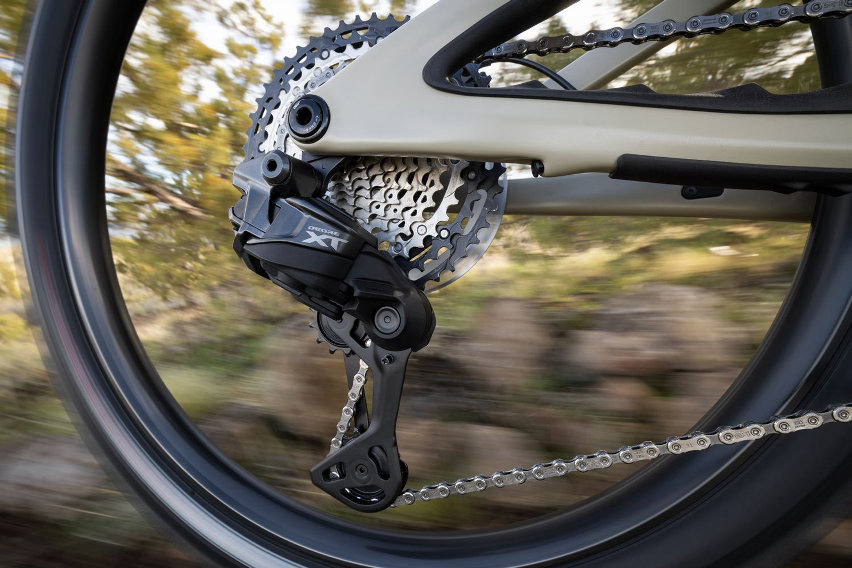shimano xt m8200 di2 - trasmissione mtb wireless - cover