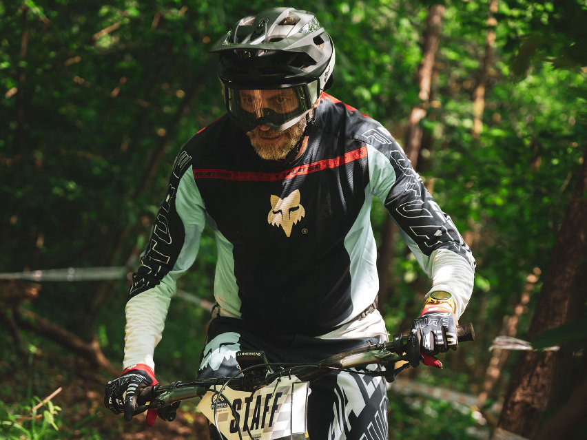 Abbigliamento Fox SS25 - Castino