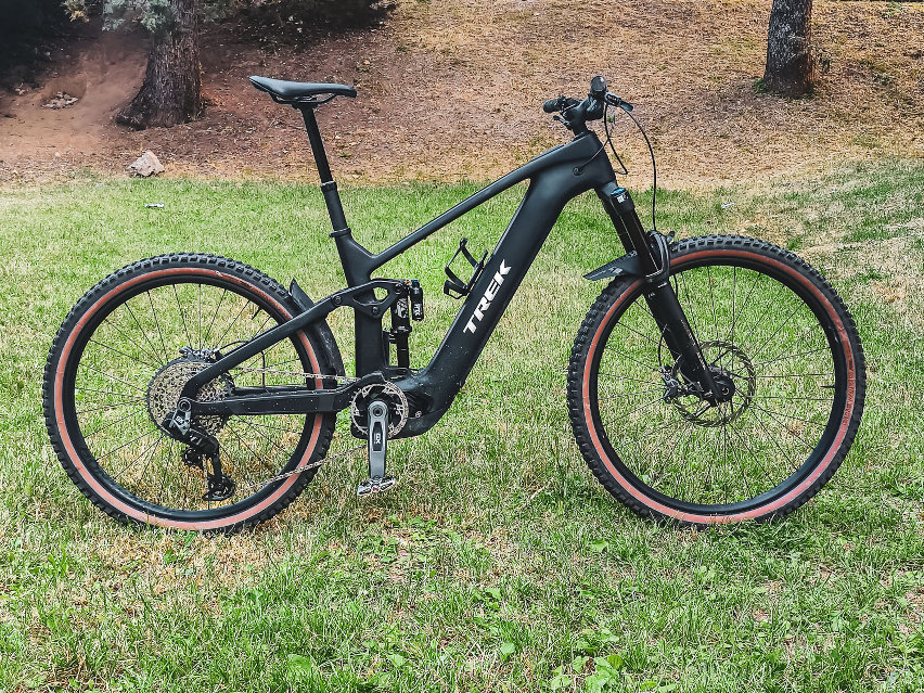 Trek Rail+ 9.8 GX AXS Gen. 5 - test con Bosch CX 100 Nm - bici lato dx