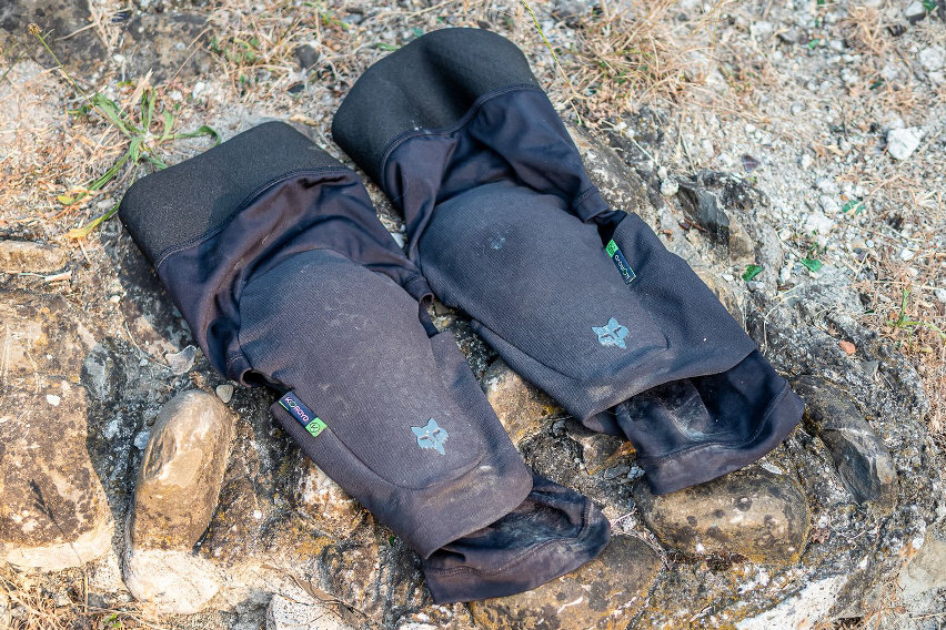 fox enduro pro koroyd - ginocchiere mtb - cover