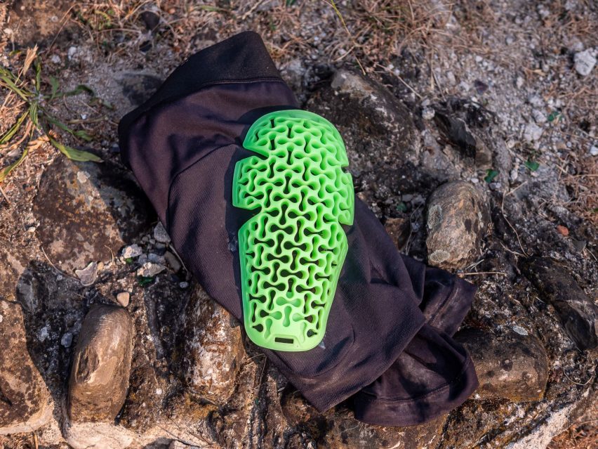 fox enduro pro koroyd - ginocchiere mtb - 01