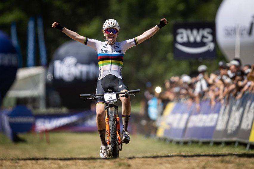 world cup xco val di sole - Pieterse arrivo