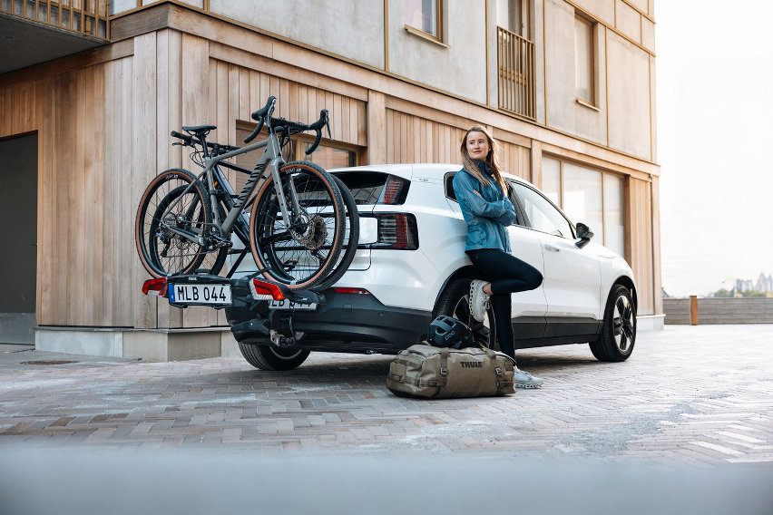 thule outpace - portabici gancio traino - cover