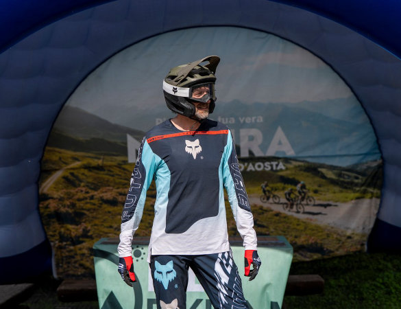 fox flexair elevated - abbigliamento mtb gravity in test