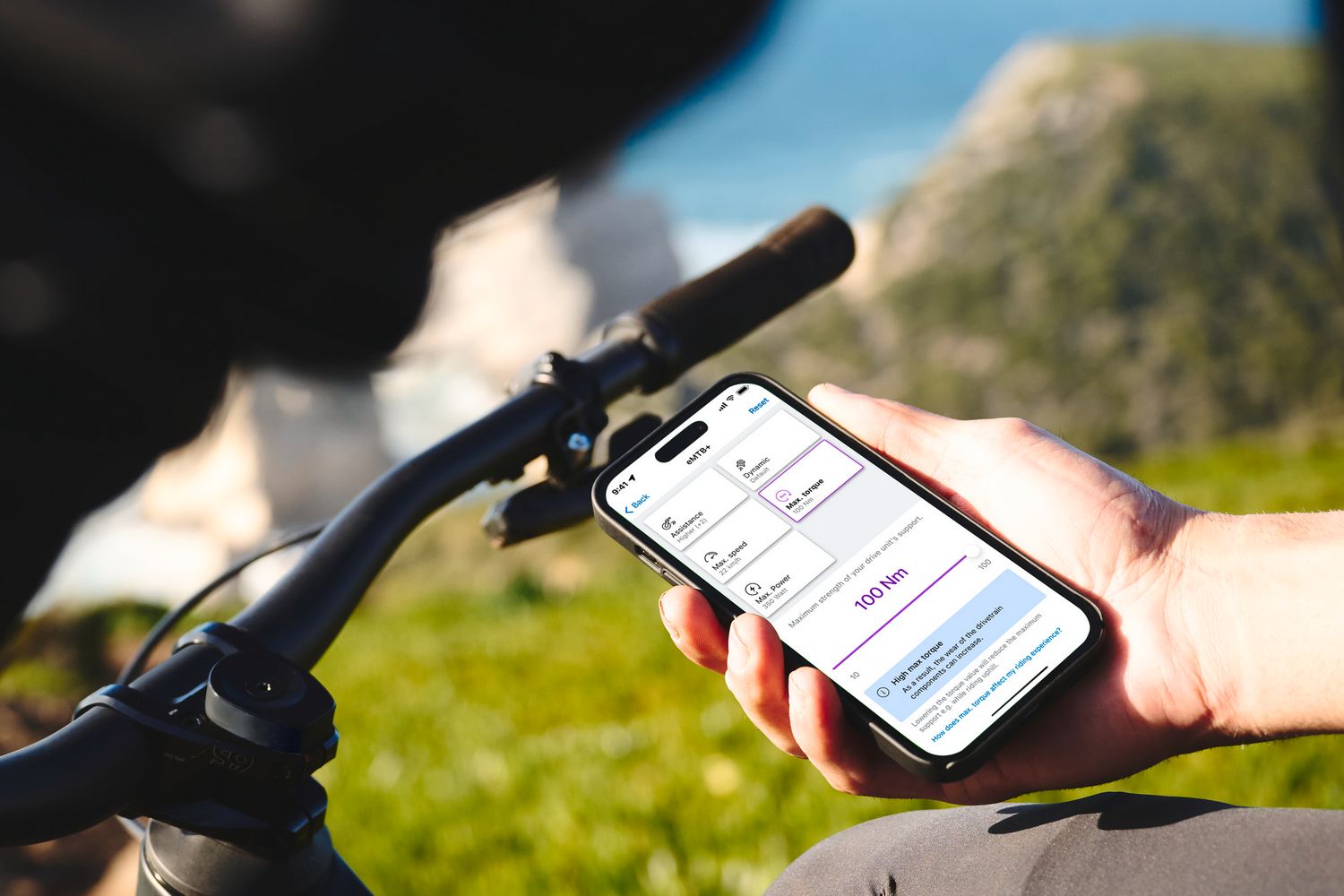 Motore Bosch Performance Line CX aggiornato a 100 Nm e 750 W, una chiara rappresentazione della spinta tecnologica e dell'evoluzione prestazionale delle eMTB