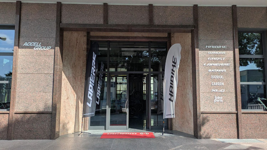 accell group showroom - cover