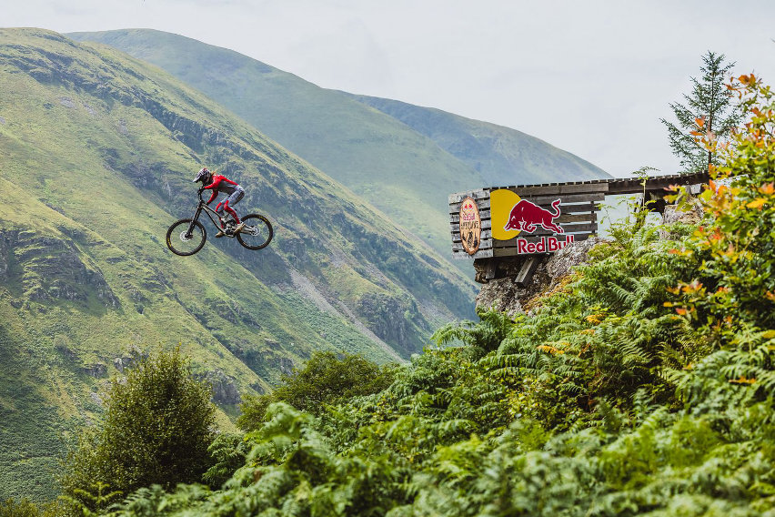 red bull hardline galless 2025 - louise ferguson action