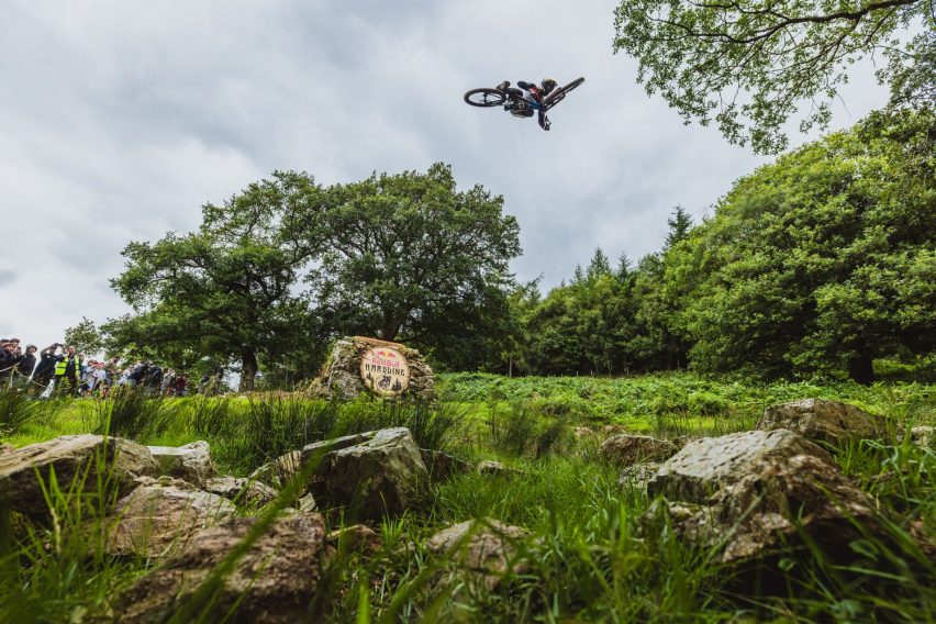 red bull hardline galless 2025 - asa Vermette action