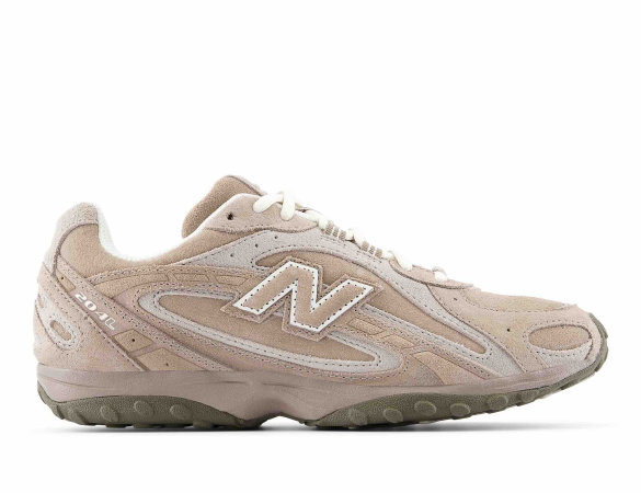 New Balance 204L: il fascino rétro incontra la modernità