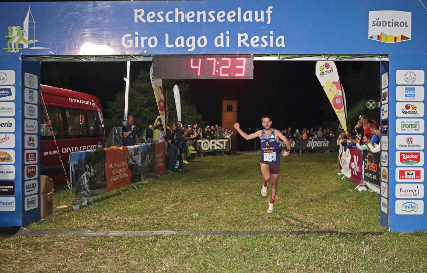 Giro Lago di Resia by night