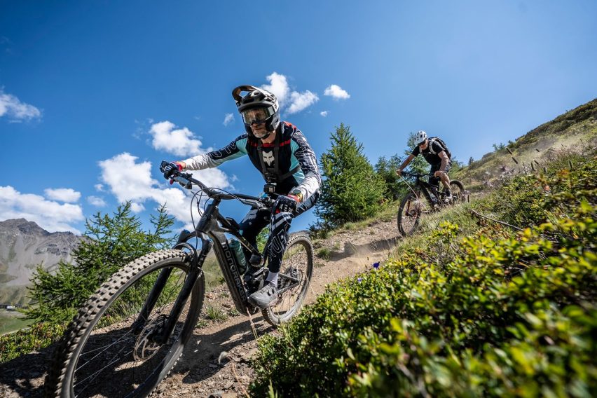 Experience Pila Bikeland - riding alpino