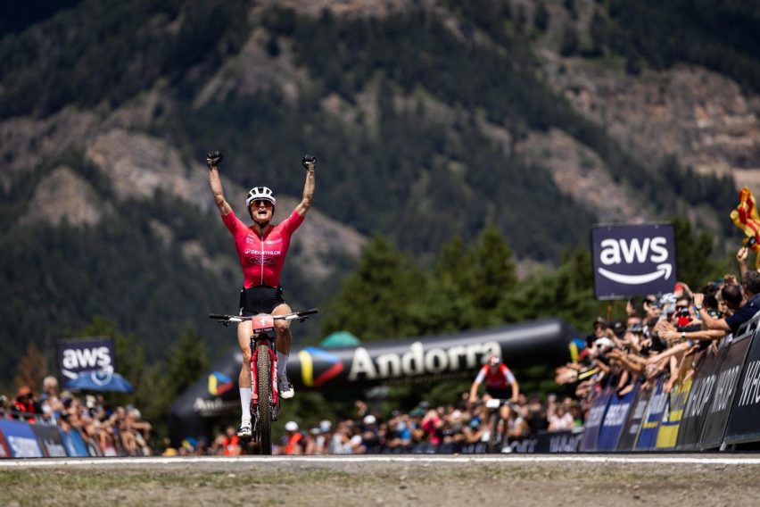 world cup xco andorra 2025 - samara maxwell traguardo