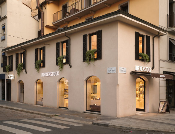 Birkenstock: design, tradizione e benessere nel cuore di Milano