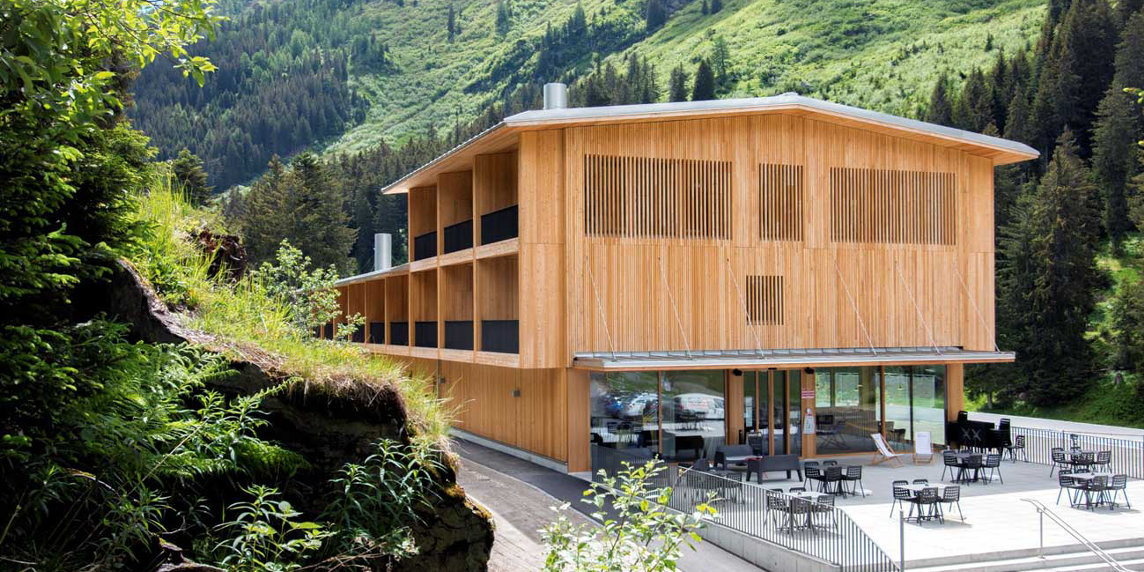 Campra Alpine lodge&Spa: il basecamp per gli sportivi nel Canton Ticino