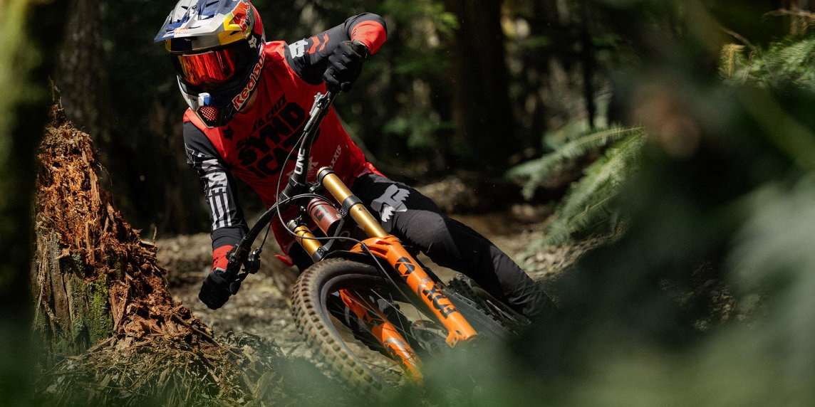 Fox Rampage RS: casco full-face a prova di gare DH